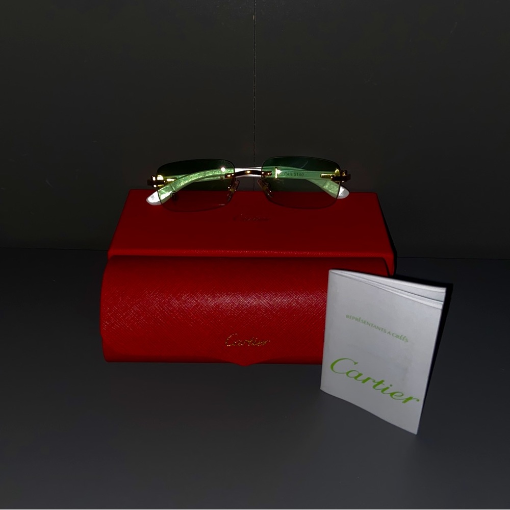 Men’s Green Cartier Frames (COMES WITH RECEIPT)